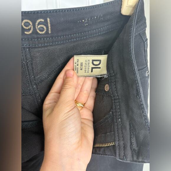 DL1961 Size 29 Emma 360 Skinny Ankle Black Denim High Waist Grunge - Picture 8 of 13